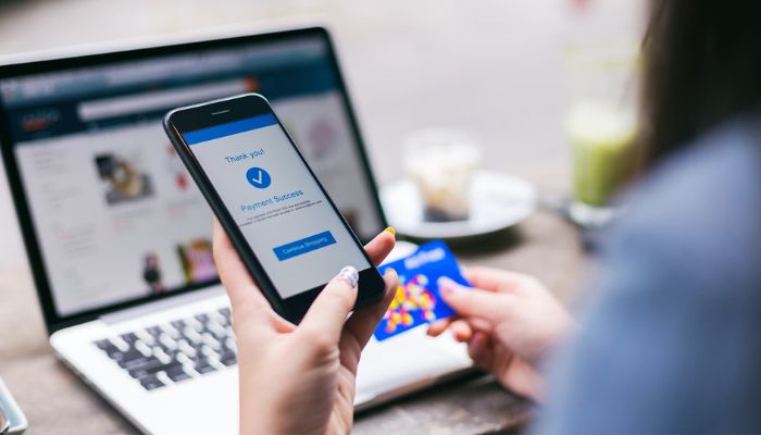 How do I handle payments online